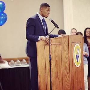 Meet your Posher, Darius